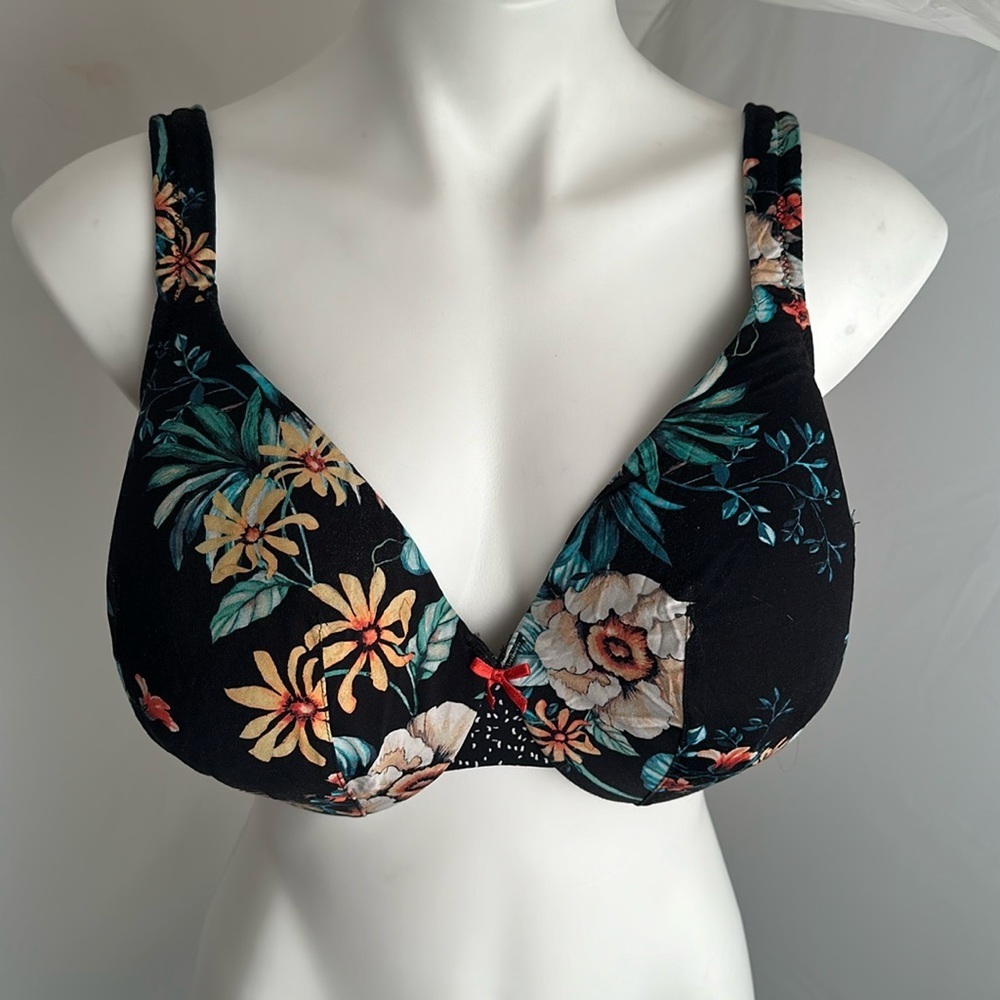 Cacique black multicolor floral full coverage bra 40DD